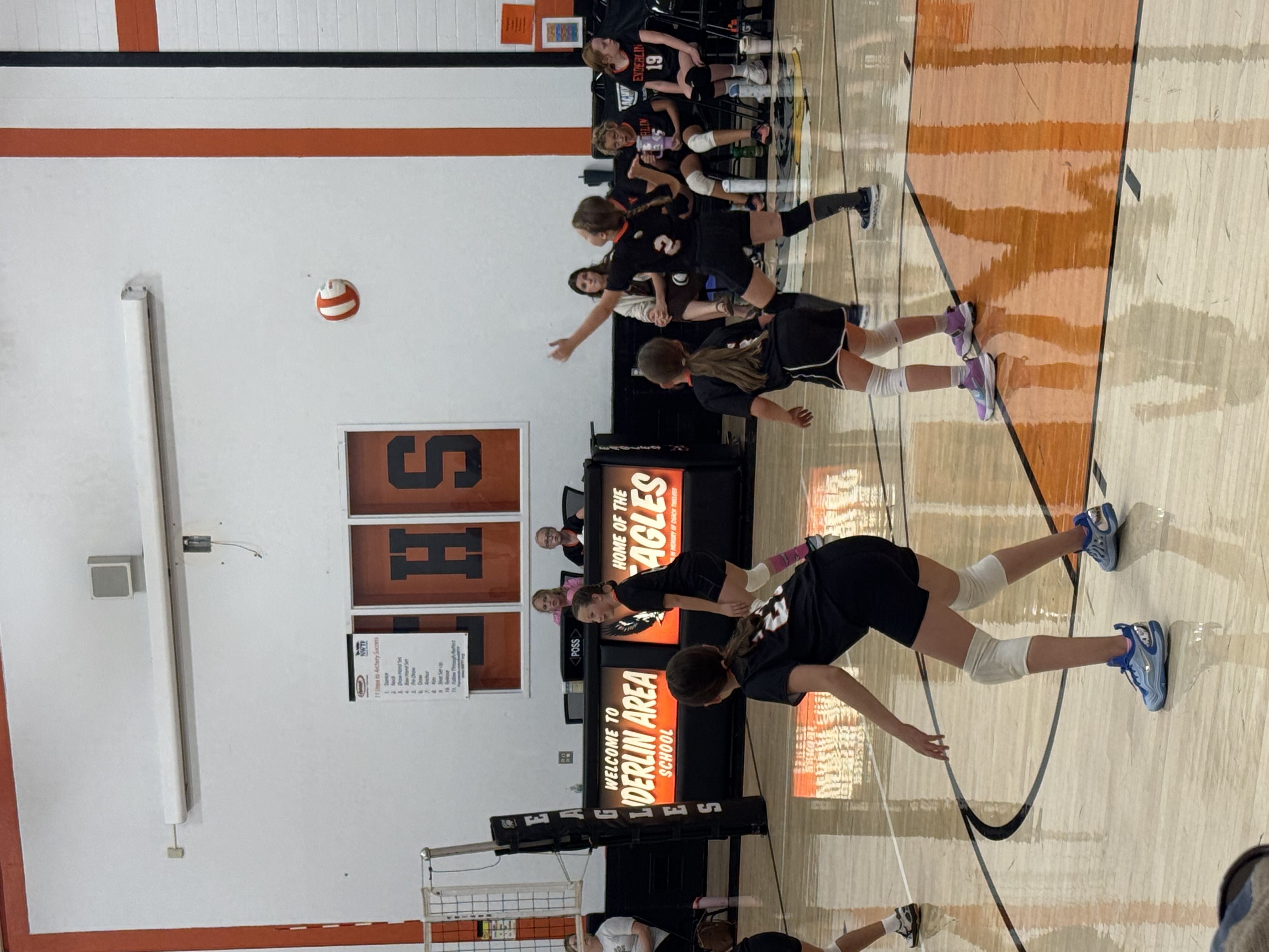 girls volleyball 